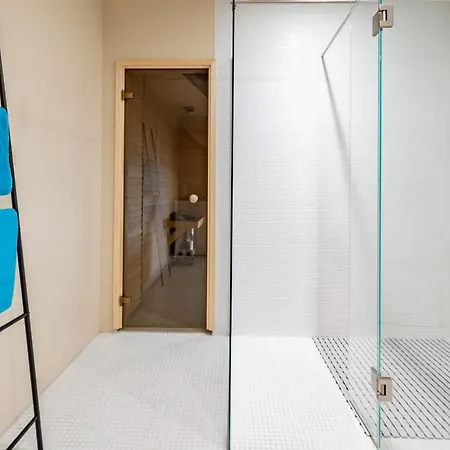 Old Town - Lai * Tallinn