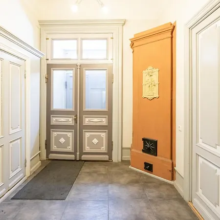 Old Town - Lai * Tallinn